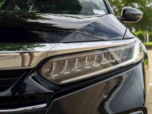 Used 2021 Honda Accord EX-L image 12