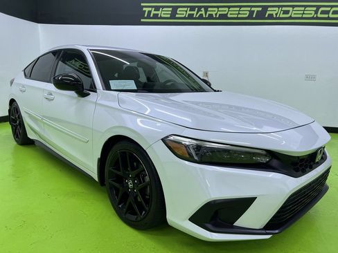 Used 2022 Honda Civic Sport image 2