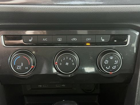 Used 2024 Volkswagen Tiguan Wolfsburg Edition image 24