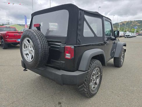 Used 2015 Jeep Wrangler Sport AWD/4WD image 10