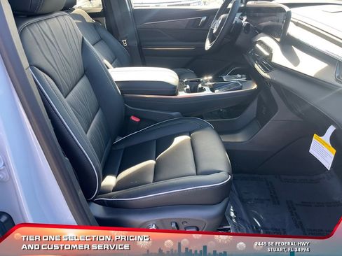 New 2026 Buick Enclave Avenir w/ Super Cruise Package image 19