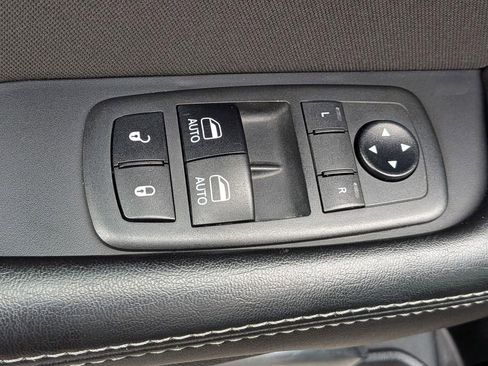 Used 2021 Dodge Challenger R/T RWD image 15