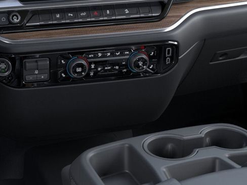 Used 2025 Chevrolet Silverado 3500 LT w/ All Star Edition image 6