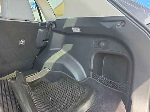 Used 2020 Toyota RAV4 Limited w/ Limited Grade Weather Package AWD/4WD image 13