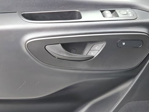 Used 2024 Mercedes-Benz Sprinter 3500 image 17