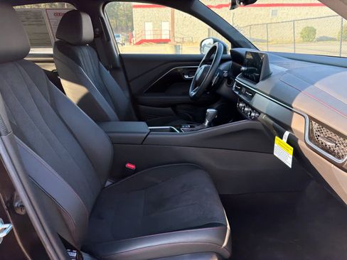 Used 2025 Acura ADX A-Spec image 5