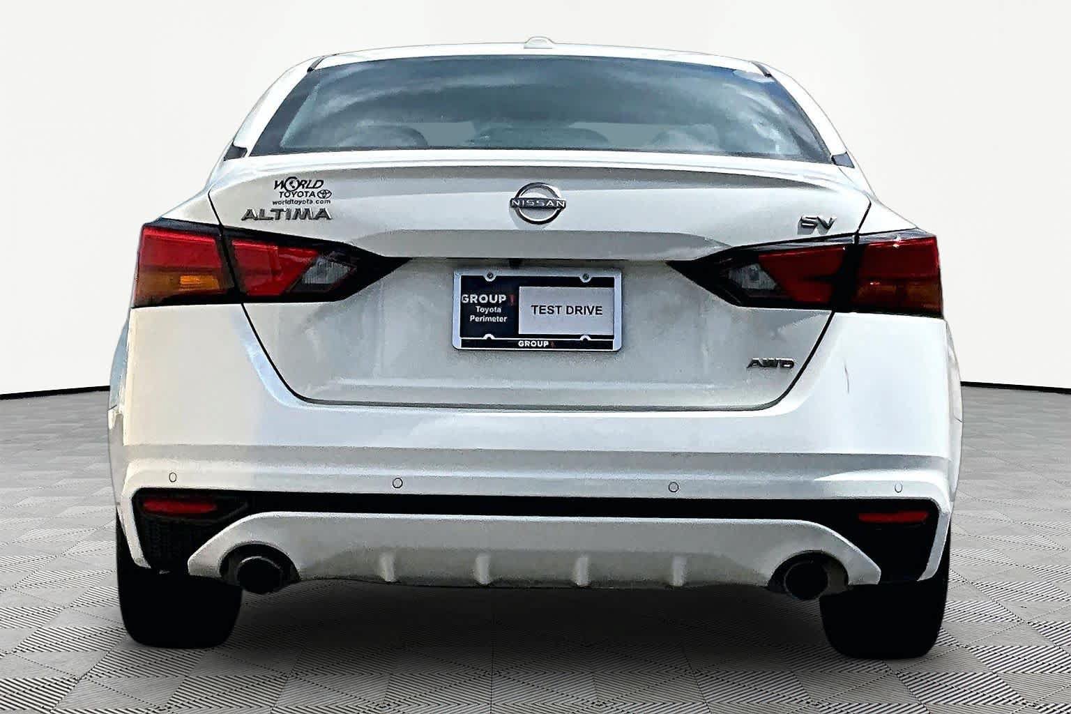 Used 2023 Nissan Altima 2.5 SV w/ SV Premium Package AWD/4WD image 5