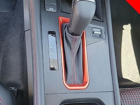 New 2025 Nissan Kicks SR FWD image 28