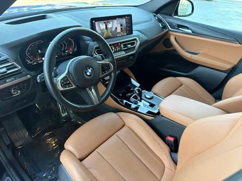 Used 2024 BMW X4 xDrive30i w/ Premium Package AWD/4WD image 9