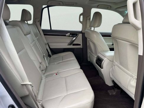 Used 2012 Lexus GX 460 w/ Comfort Plus Pkg AWD/4WD image 15