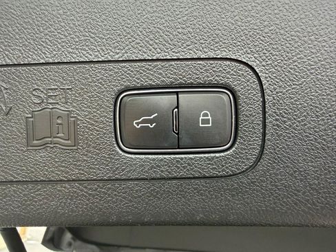 Used 2022 Lincoln Aviator 2WD image 7