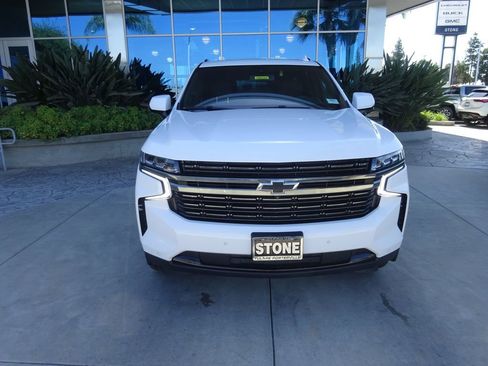 Used 2021 Chevrolet Tahoe RST w/ Luxury Package AWD/4WD image 2