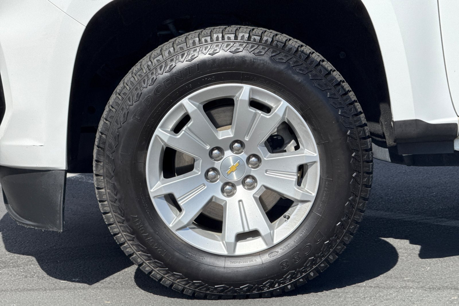 Used 2022 Chevrolet Colorado LT w/ Safety Package AWD/4WD image 15