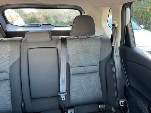 Used 2025 Nissan Rogue SV FWD image 39