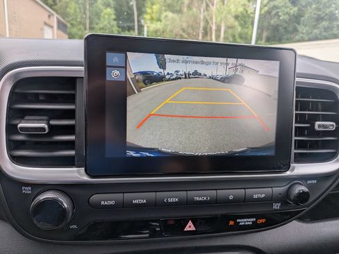 Certified 2023 Hyundai Venue SEL w/ Cargo Package FWD image 19