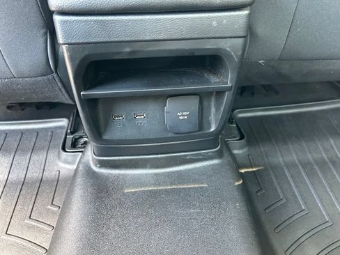 Used 2022 Ford Ranger XLT w/ Equipment Group 301A Mid AWD/4WD image 42
