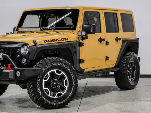 Used 2014 Jeep Wrangler Unlimited Rubicon image 13