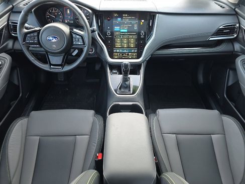 Used 2025 Subaru Outback Onyx Edition image 14