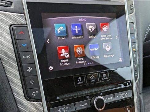 Used 2019 INFINITI Q50 Signature Edition image 9