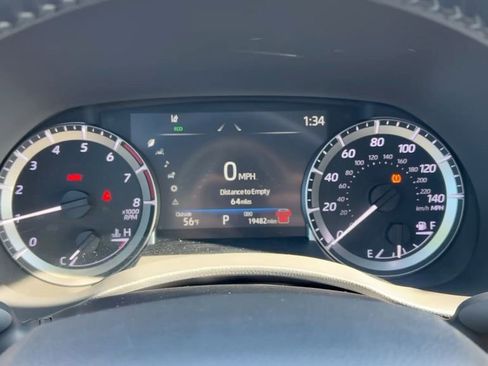 Used 2024 Toyota Highlander LE image 23