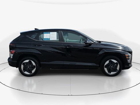 Used 2024 Hyundai Kona SE FWD image 5