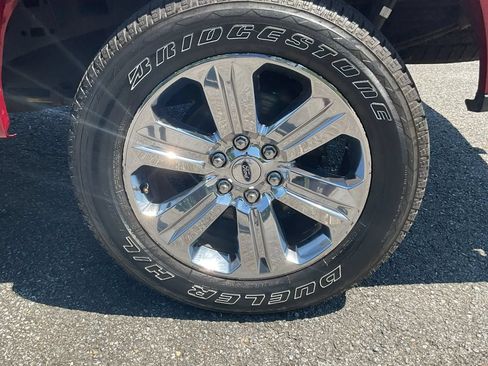 Used 2019 Ford F150 XLT w/ Equipment Group 302A Luxury AWD/4WD image 13