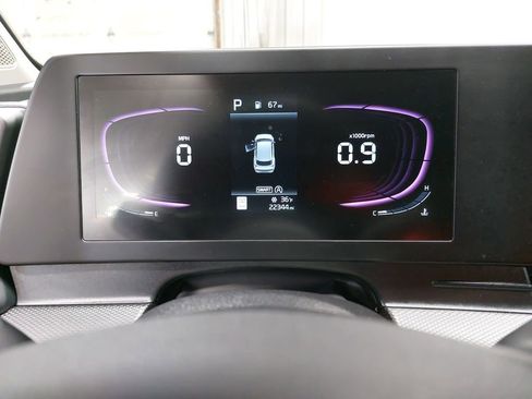 Used 2025 Kia Sportage LX AWD/4WD image 18