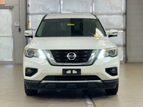 Used 2018 Nissan Pathfinder SL FWD image 2
