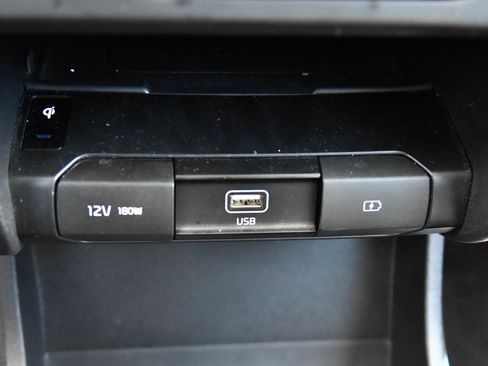 Used 2022 Kia Niro EX Premium FWD image 26