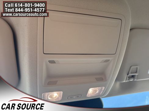Used 2020 Ford Escape SE image 28