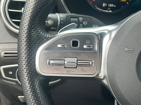 Used 2022 Mercedes-Benz GLC 300 image 27