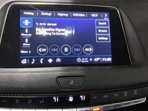 Used 2022 Cadillac XT4 Premium Luxury w/ Safety Alert Package image 26