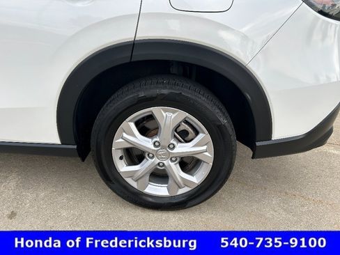 Certified 2024 Honda HR-V LX image 34