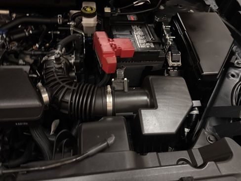 Used 2024 Nissan Rogue S image 24