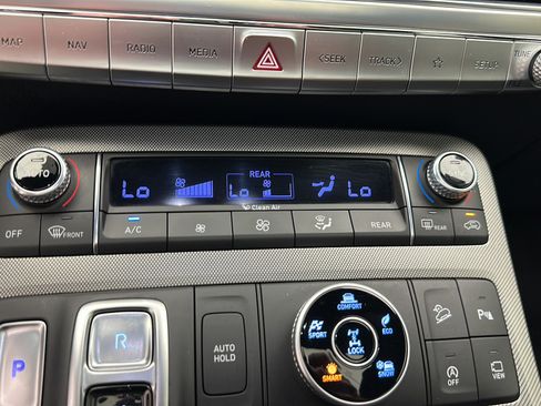 Used 2022 Hyundai Palisade Calligraphy AWD/4WD image 24