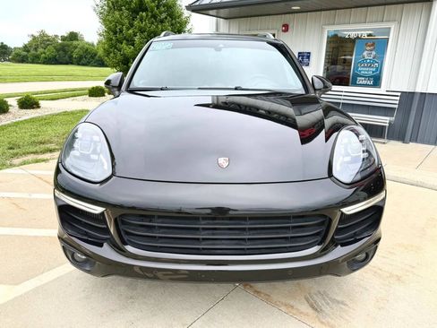 Used 2015 Porsche Cayenne Diesel w/ Premium Plus Package AWD/4WD image 3