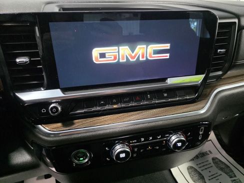 Used 2023 GMC Sierra 1500 Elevation AWD/4WD image 11