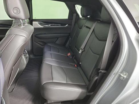 Used 2024 Cadillac XT5 Premium Luxury FWD image 11