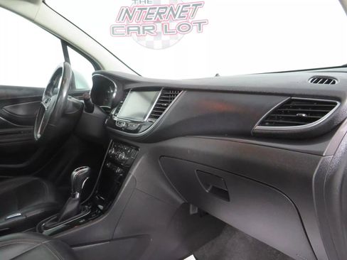 Used 2020 Buick Encore Essence AWD/4WD image 12