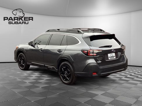 Certified 2025 Subaru Outback Premium image 3