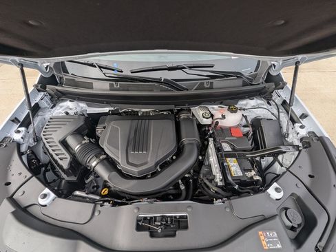 New 2026 Chevrolet Traverse RS w/ LPO, Floor Liner Package image 11