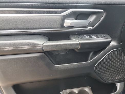 Used 2019 RAM 1500 Big Horn AWD/4WD image 15