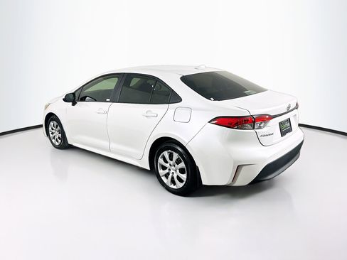 Used 2025 Toyota Corolla LE image 5