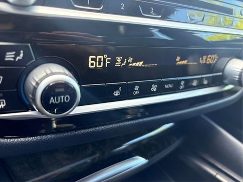 Used 2019 BMW 540i xDrive AWD/4WD image 45