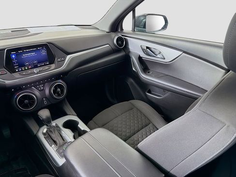 Used 2022 Chevrolet Blazer LT image 25
