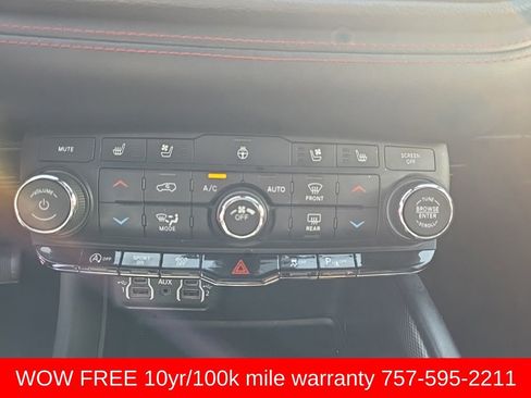 Used 2024 Dodge Durango GT image 14