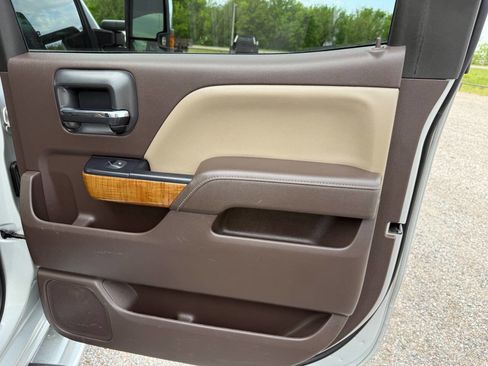 Used 2019 GMC Sierra 2500 SLT w/ Duramax Plus Package image 31