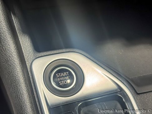 Used 2025 Nissan Sentra SV image 20