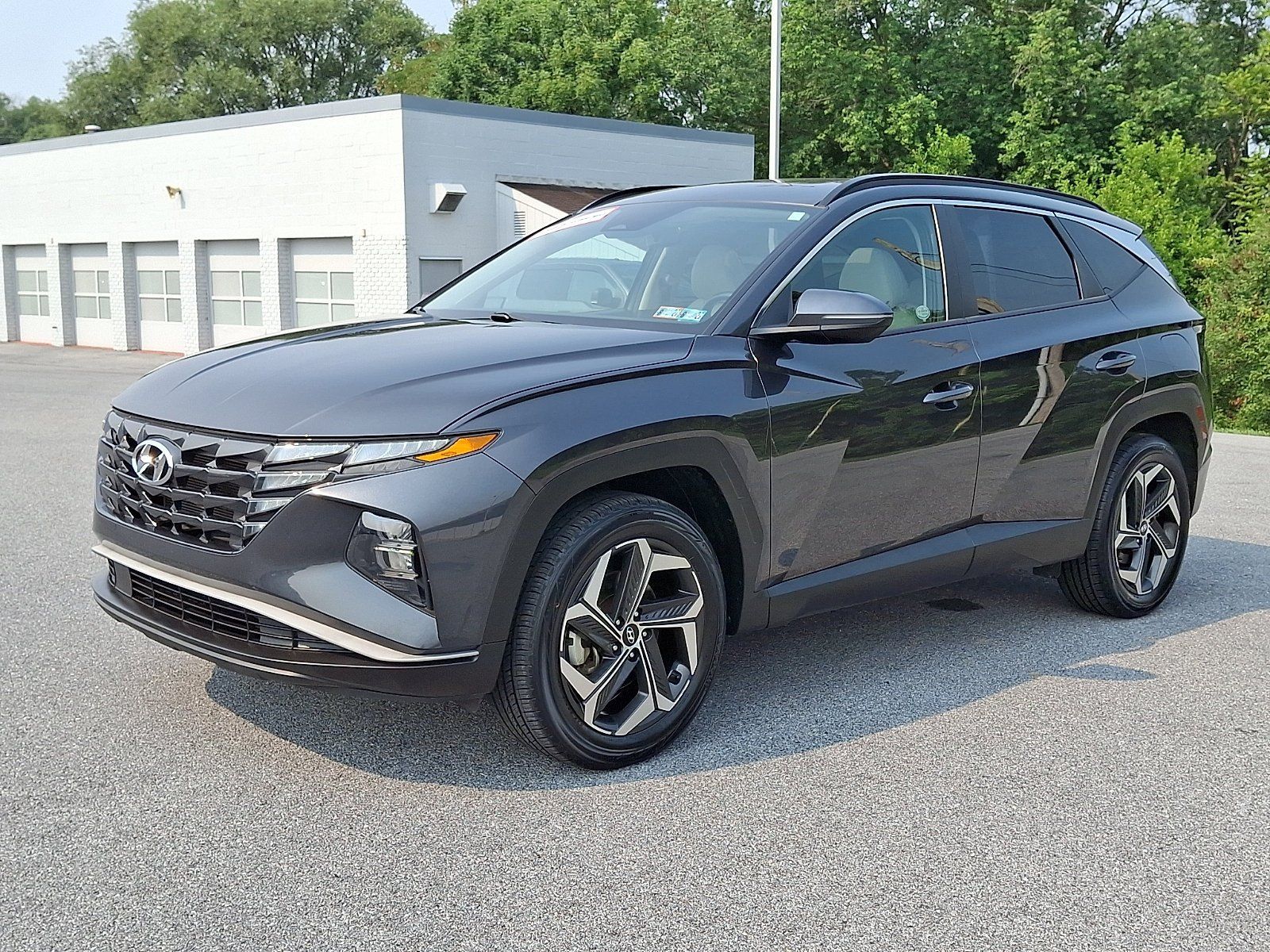 Used 2024 Hyundai Tucson SEL w/ Convenience Package AWD/4WD image 3