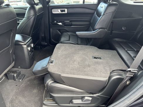 Used 2023 Ford Explorer ST AWD/4WD image 26